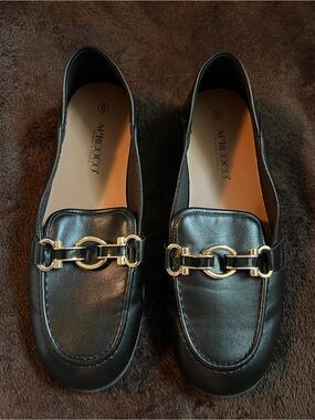 AprCoco Black Leather Loafers with Gold Chain Accent